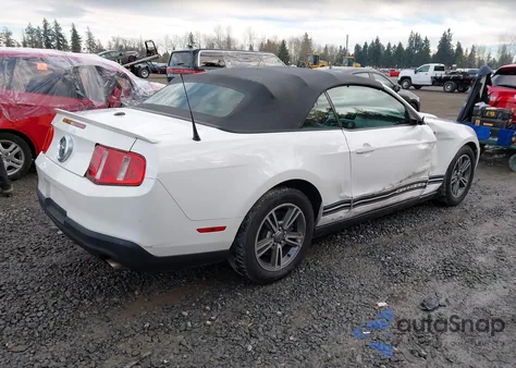 2011 Ford Mustang V6 Premium from USA, damaged, VIN 1ZVBP8EMXB5120342